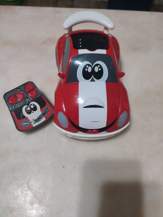 Carros telecomandados Chicco
