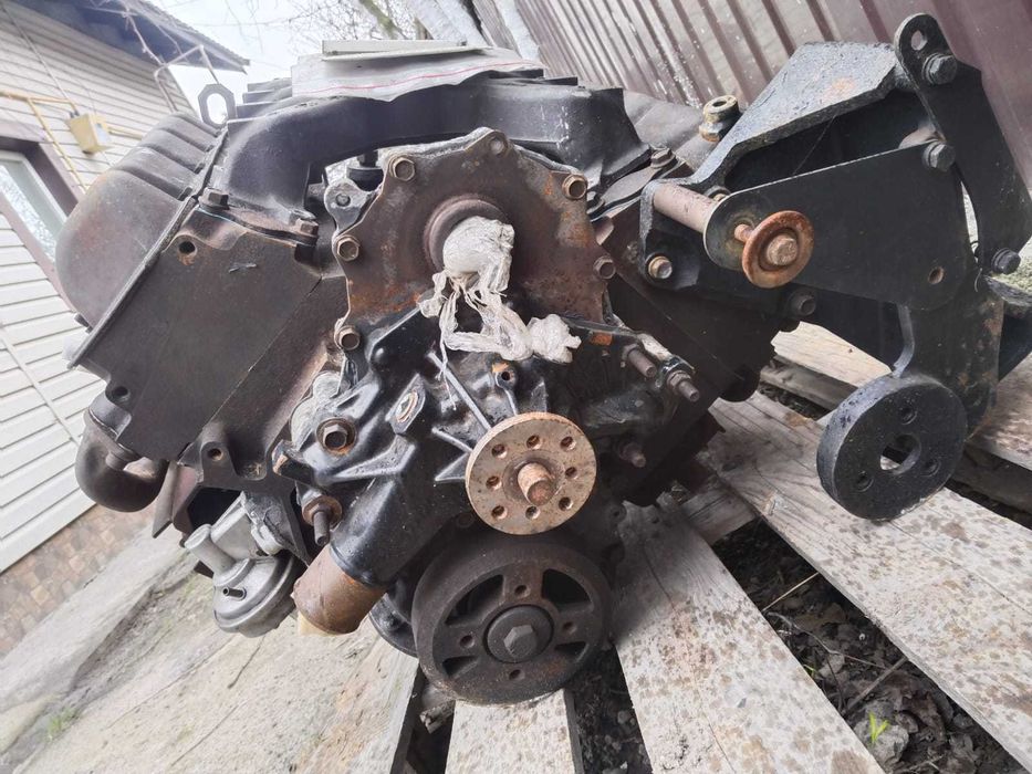 двигун HMMWV 6,2