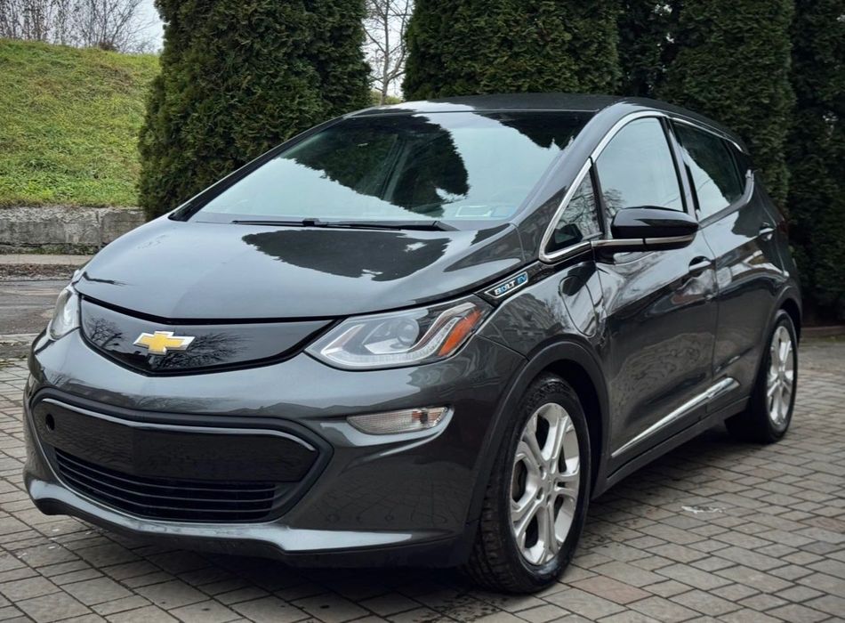Оренда авто Chevrolet Bolt Drogobych