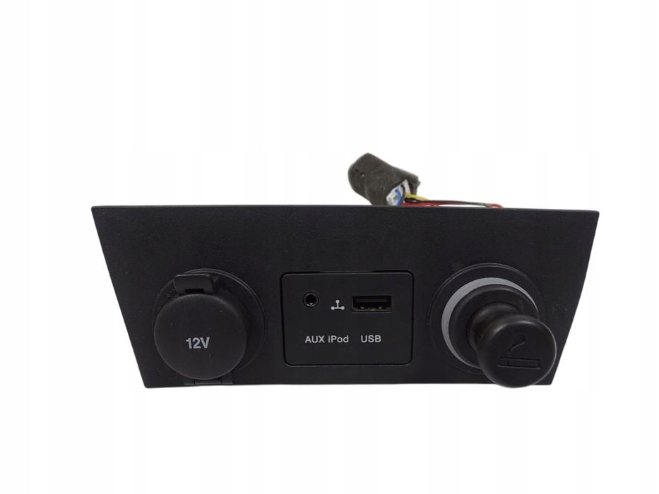 panel gniazdo aux usb ipod gniazdo 12v kia pro ceed i 3d 5d fl 2009-2012 eu