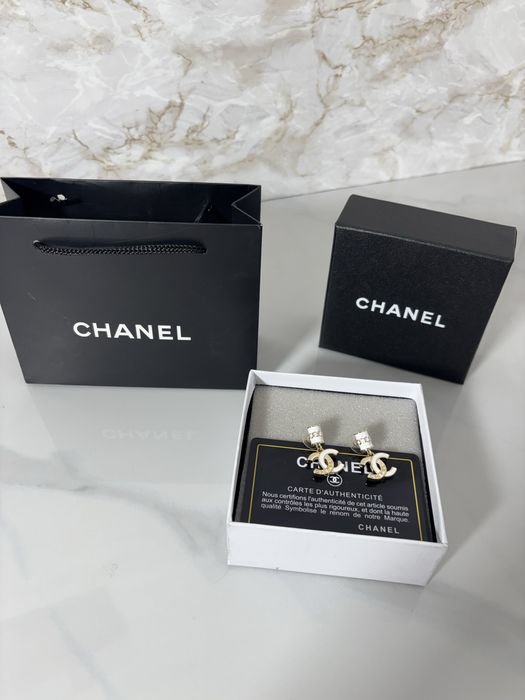 Promocja! Nowe kolczyki Gucci z pudełkiem i torbą złote stal Dior Louis vuitton