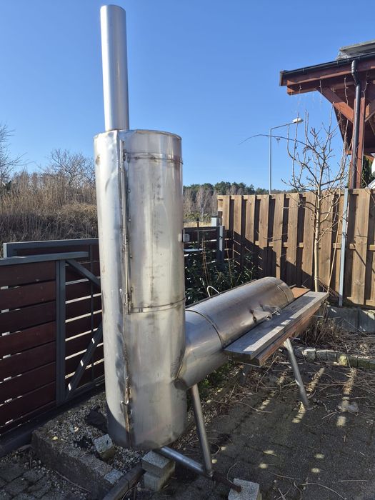 Grill z wędzarnią , stal nierdzewna