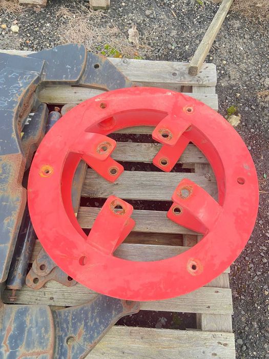 Mocowanie obciążników flansza balastu 8 szpilek Fendt John Deere