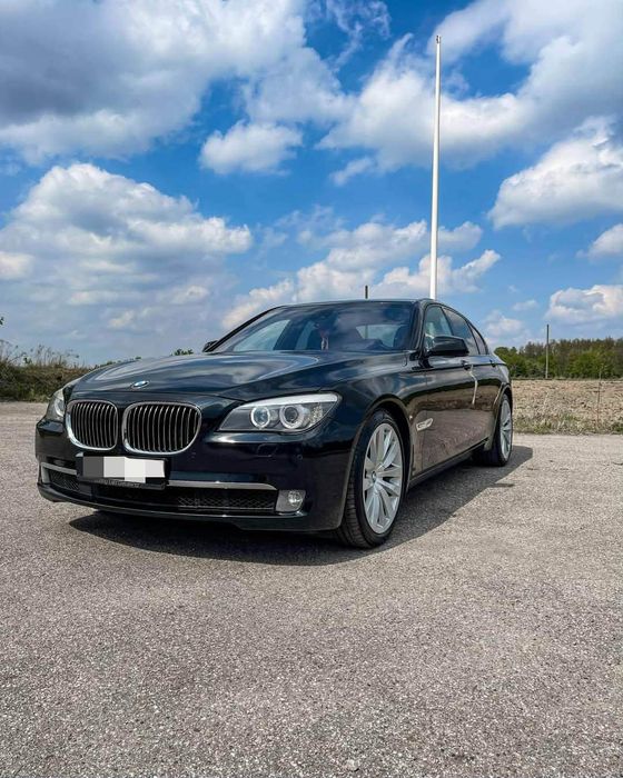 Bmw 740 F01 samochód auto czarne