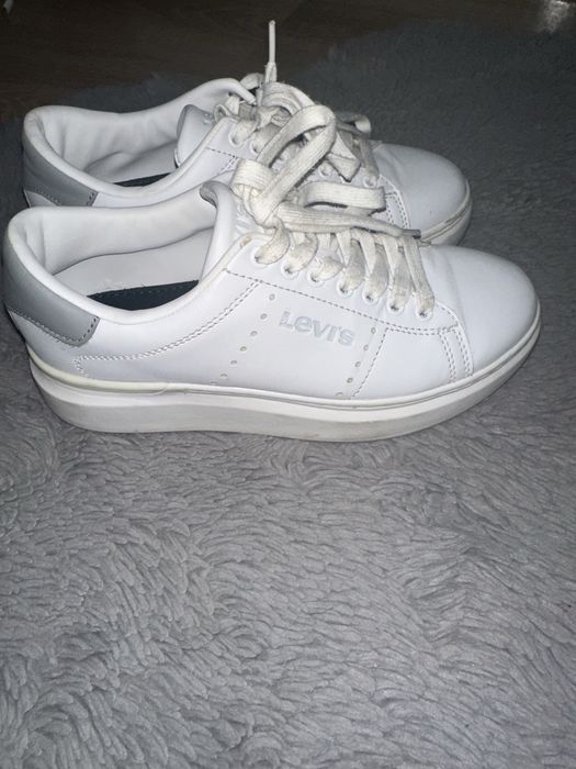 Buty sportowe adidasy  LEVIS 37