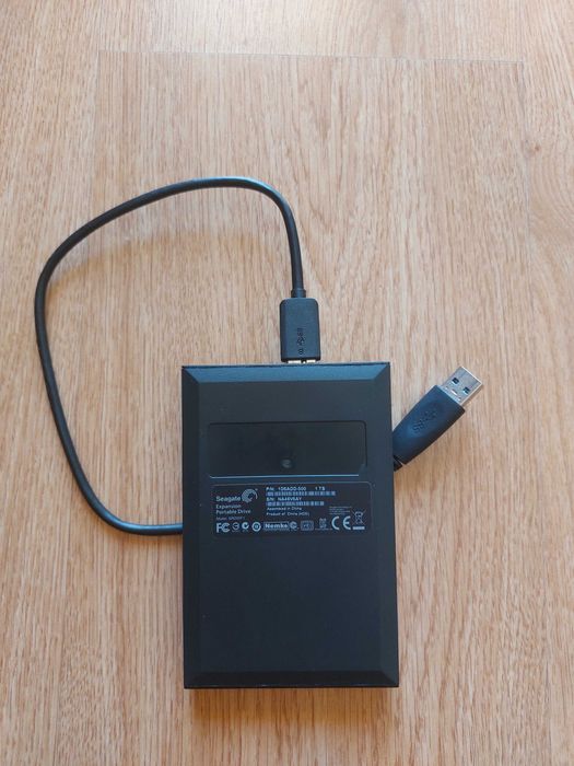 Disco rígido para backups - formato 3,5 polegadas com 250GB de capacidade de armazenamento