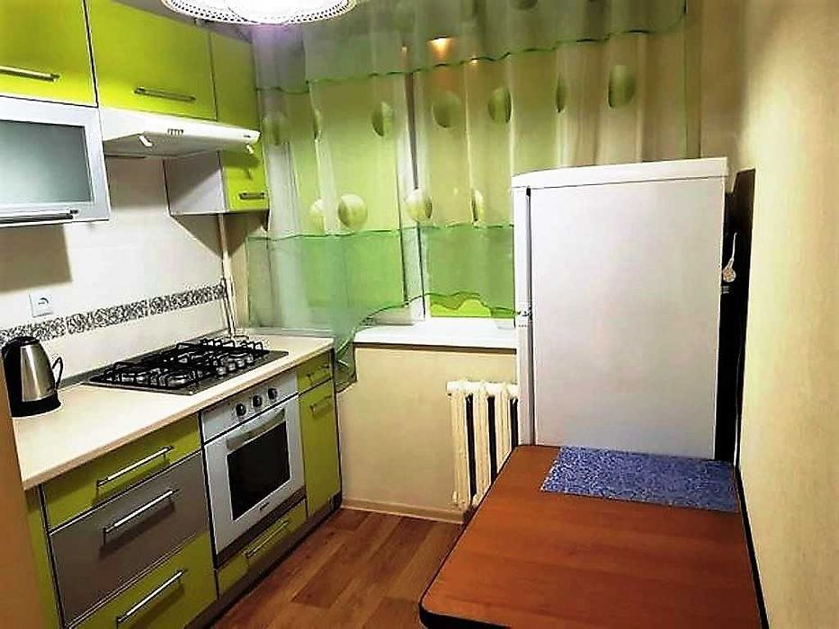 Сдам 2к.квартиру на ж/м Красный Камень