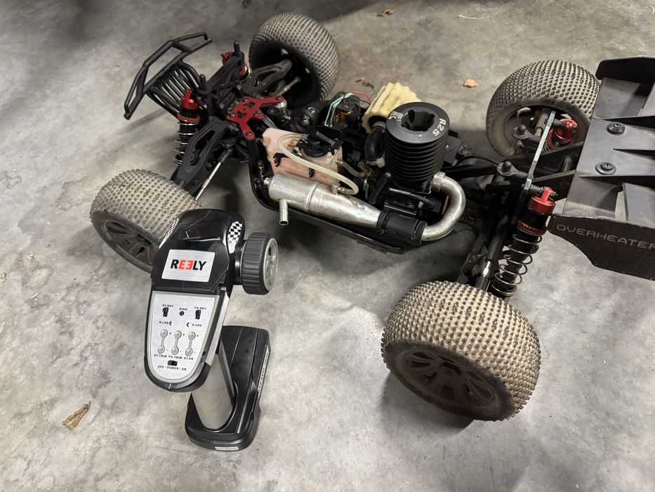 Auto model RC spalinowy Reely 1:8 trugger overheater X 4WD