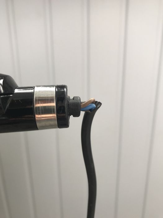 Плойка для волосся