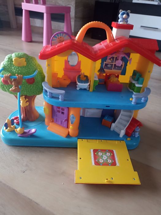 Odkrywczy domek dumel