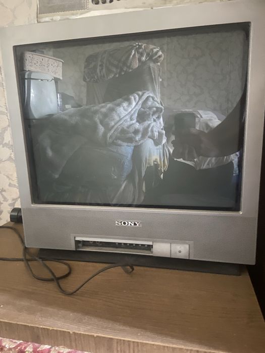 Телевизор 2 штуки sony toshiba