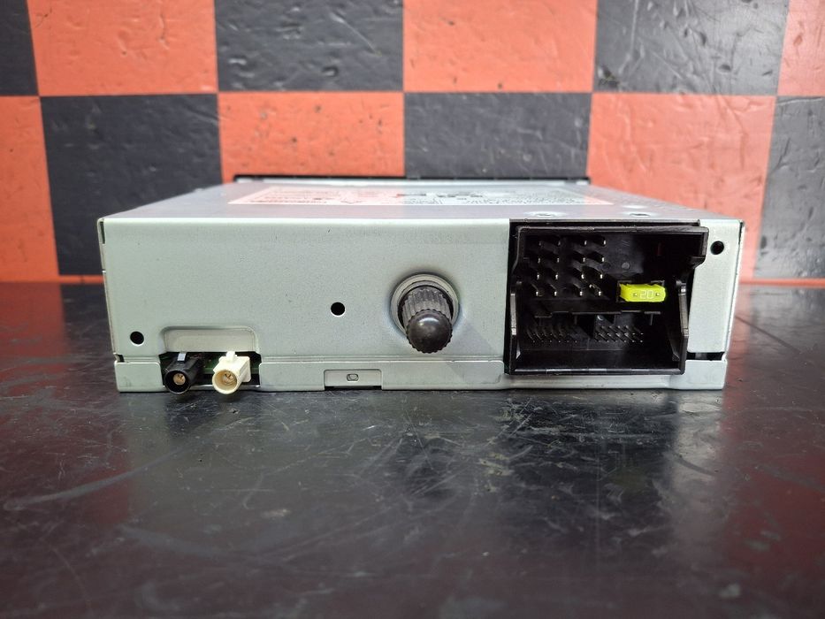 Rádio / auto-rádio MERCEDES-BENZ Sprinter 3,5-t (907, 910)