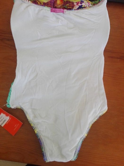 Fato Banho Bohemian Swimwear - óptima qualidade (Novo)