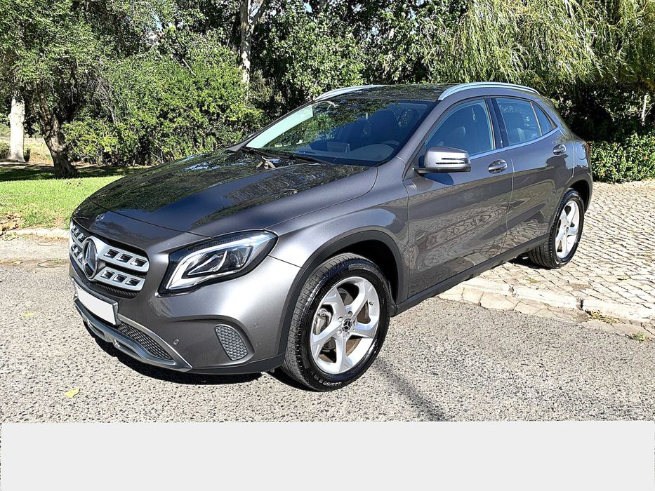 Mercedes GLA 180 D Urban Nacional 72 Mil Kms desde Novo