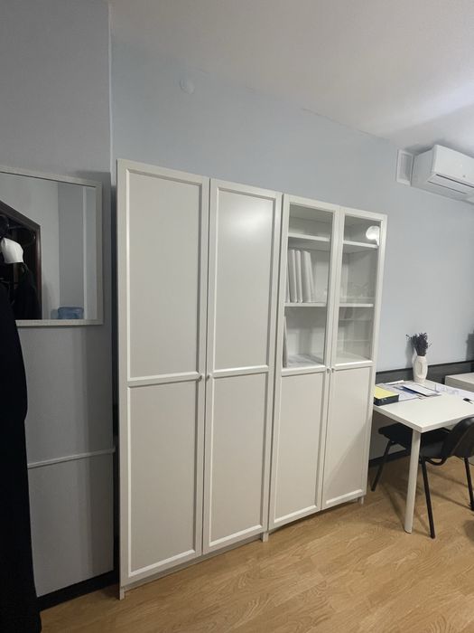 Офісні шафи IKEA