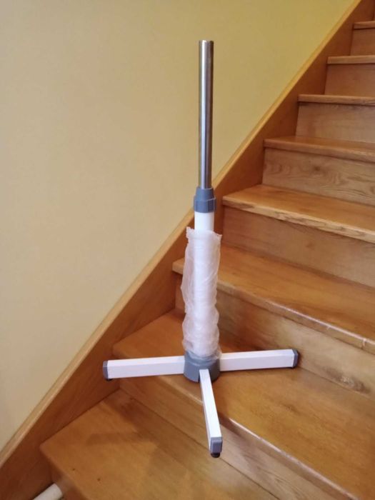 стойка напольного вентилятора ,белая