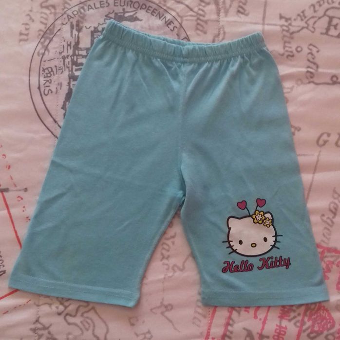 Conjunto fresquinho da Hello Kitty - 5 anos