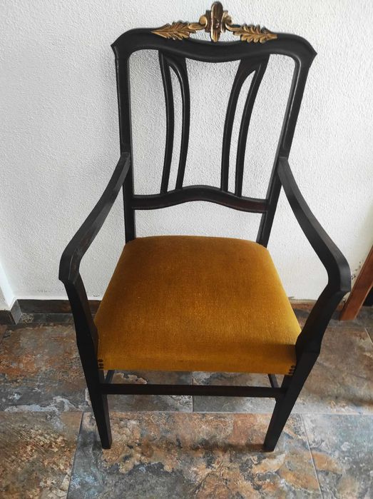 Conj. Canapé + 2 Cadeirões (séc. XIX)