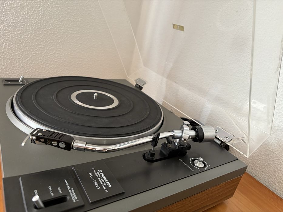 Gira discos Pioneer PL-112 D