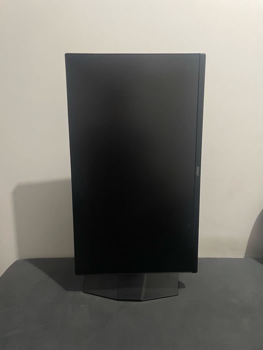 Monitor marki MSI