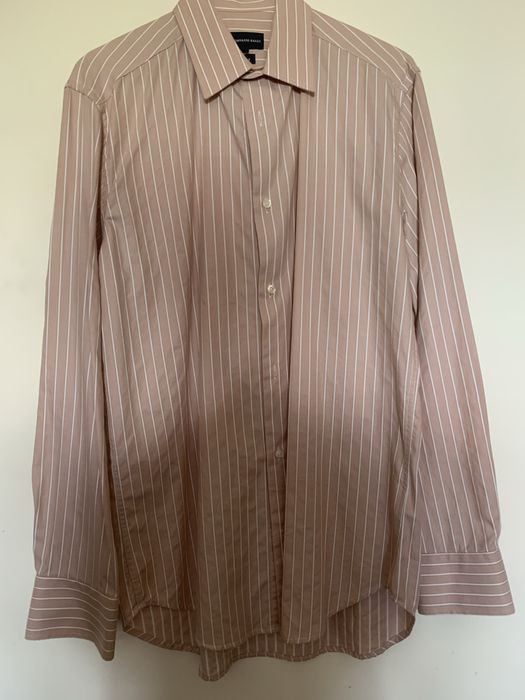 Camisas Giovani Gali.