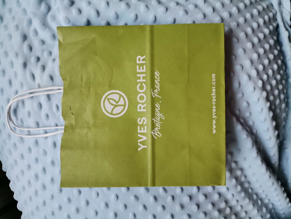 Torebka papierowa Yves Rocher Ekotorba torba prezentowa opakowanie na