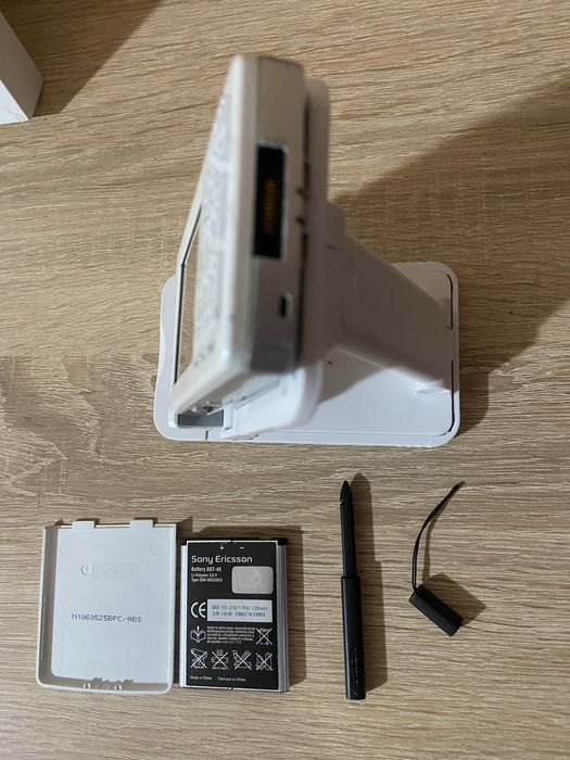 Sony ericsson M600