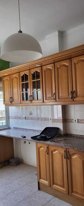 Vendo armarios e forno elétrico