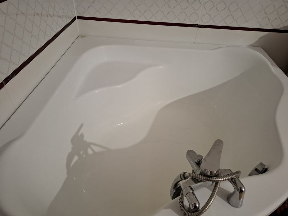 Wanna narożna 140 sprzedam lub zamienię