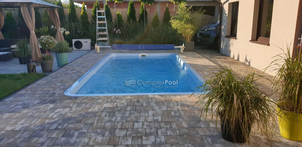 Basen ogrodowy 5 x 3 x 1,55 poliestrowy wkopywany z filtracją komplet