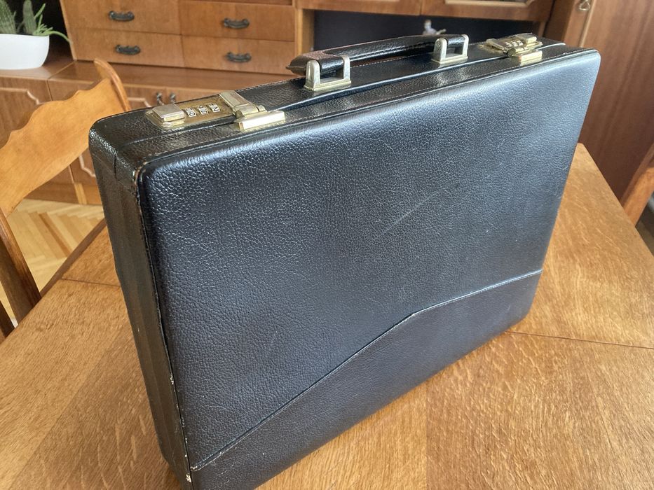 Кейс-дипломат з натуральної шкіри