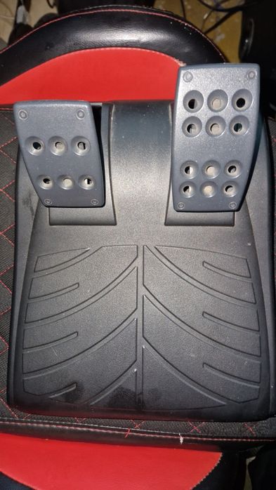 Kierownica Logitech DFGT Cały Zestaw  Force FeedBack