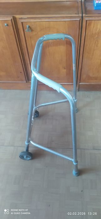 Продам ходунки для взрослых