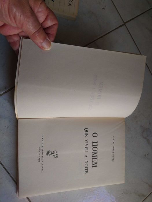 Livro “O homem que viveu a noite” de Elvira da Costa Nunes e Outros