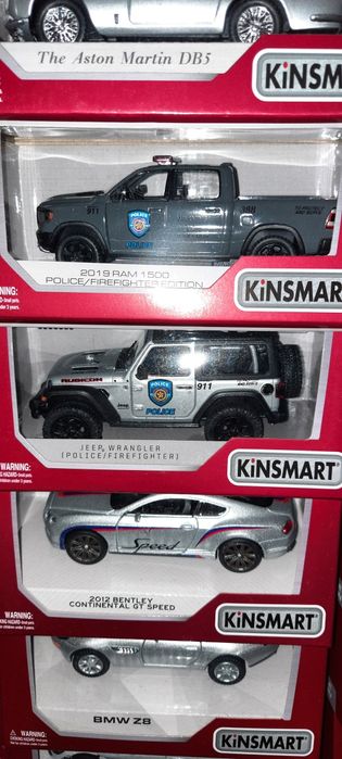 Машинки Kinsmart опт.