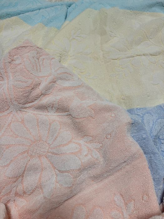 НОВАЯ махровая простынь в пастельных цветах 100% хлопок