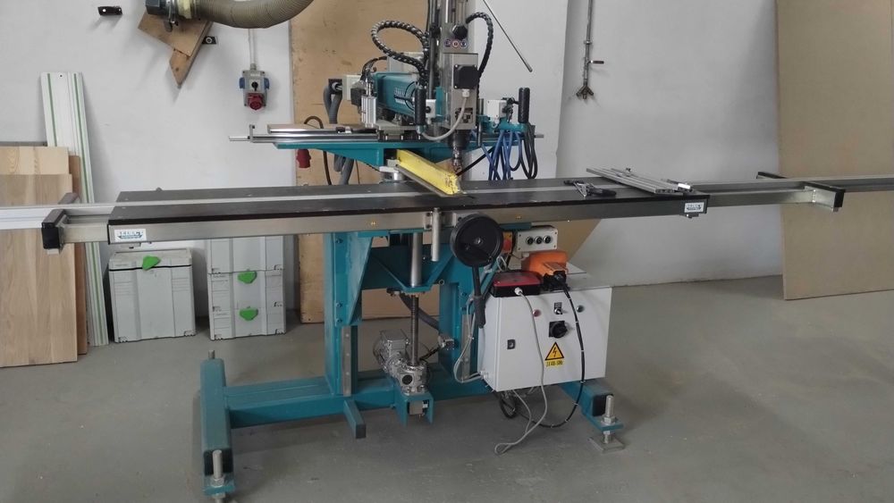 Frezarka górnowrzecionowa do schodów SELECT