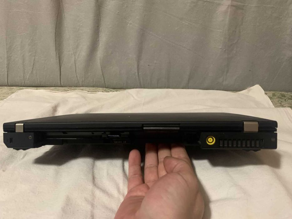 Надійний ноутбук Lenovo ThinkPad T400