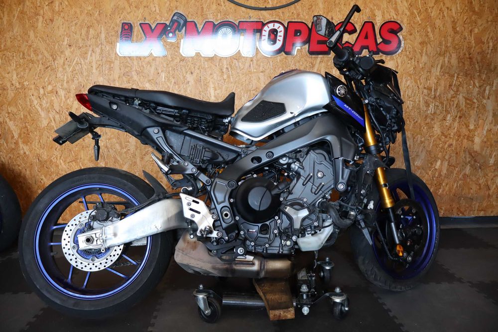 Yamaha Mt-09 SP de 2022 para peças.