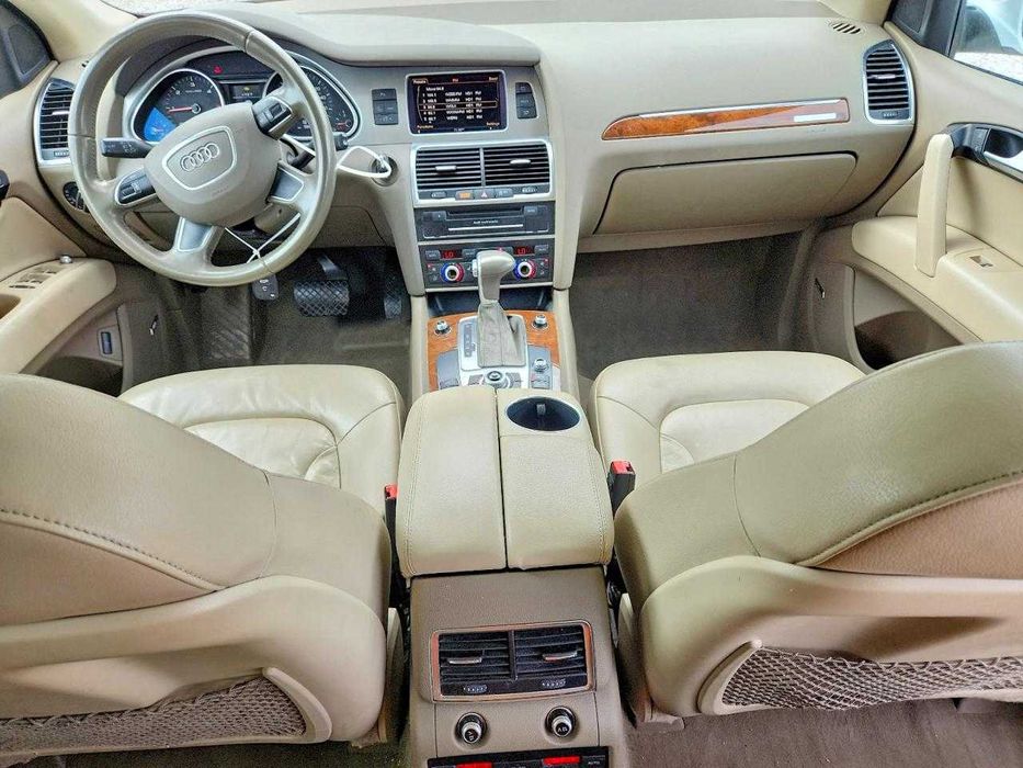 2013 AUDI Q7 Premium PLUS