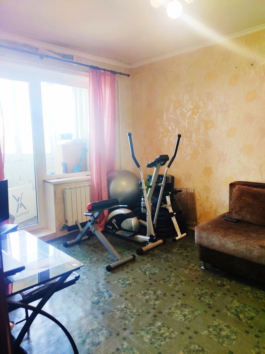 Продам 3 комнатную квартиру в центре Чугуева