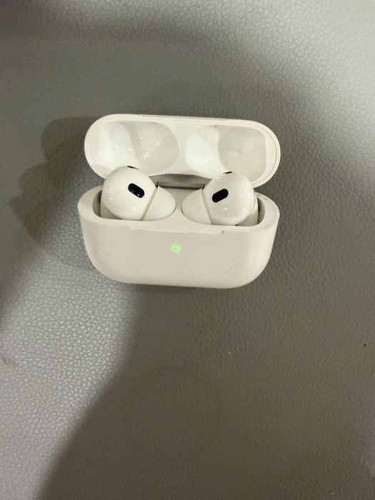 Air pods pro 2.