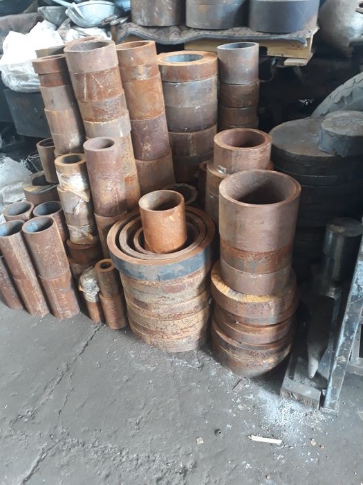 Продам металлический круг,  кругляк полый, заготовку