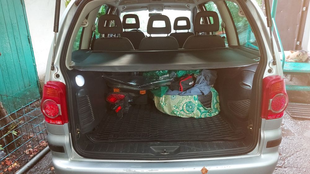 Продам минивен 7 мест