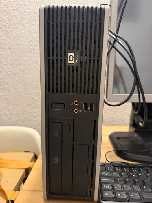 Computador HP Compaq