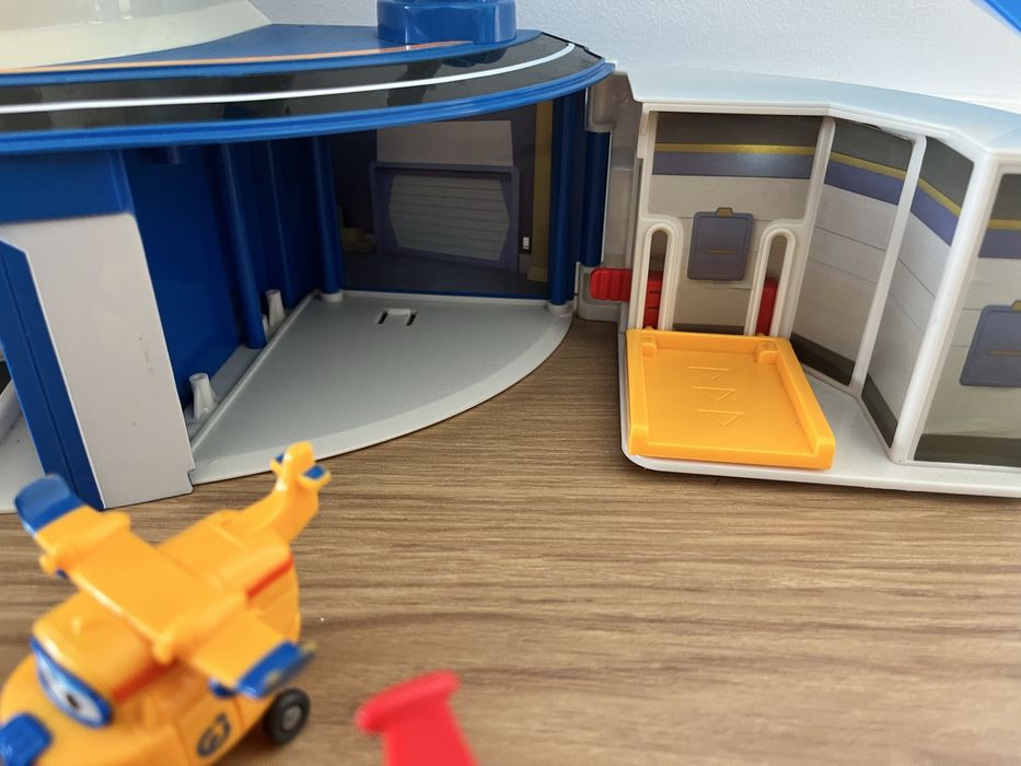 Superwings Aeroporto