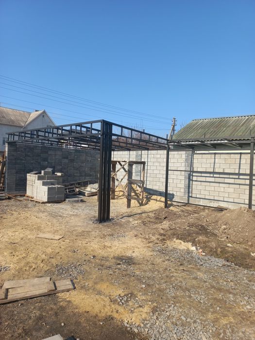 Виготовлення відкатних воріт та навісів під авто