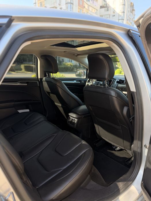 Ford Fusion 2015