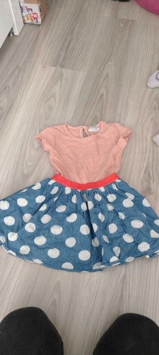 Pitter patter 98/104 urocza sukienka na co dzień i na okazje w grochy