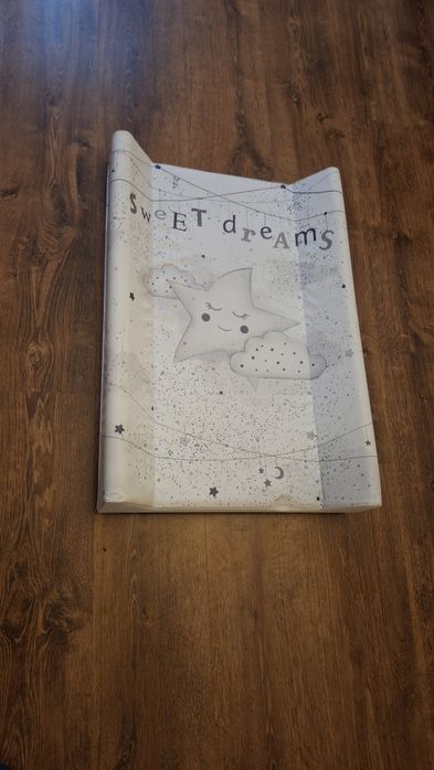 Przewijak na łóżeczko bialy